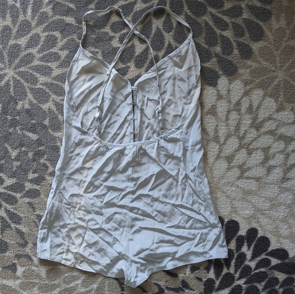 Blue silk romper NWT - Picture 2 of 4